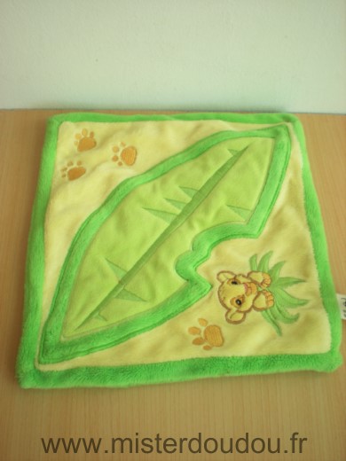 Carre Carre mouchoir jaune vert feuille simba Disney