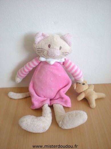 Chat Rose avec doudou ours beige Egmont toys