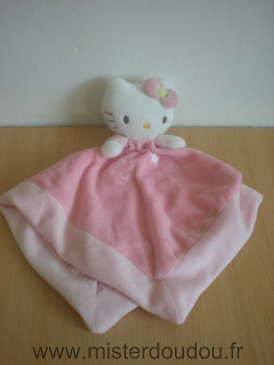 Chat Hello kitty rose raye rose blanc dessous Hello kitty
