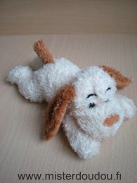 Chien Ecru , oreilles queue marron Marque Inconnue
