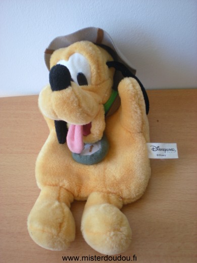 Chien Pluto jaune chapeau marron boussole Disney