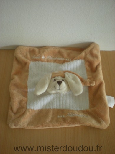Chien Blanc beige natoudou Eveil et tendresse