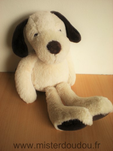 Chien Beige marron Marque verte
