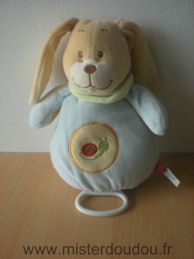 Chien Lapin ou chien bleu escargot rouge foulard vert Tex