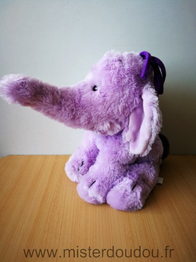 Disney Eléphant Lumpy mauve ecusson disney - Très bon état
