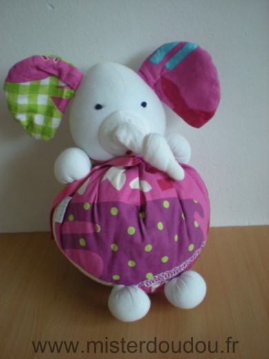 Eléphant Rose violet blanc Imagine creation