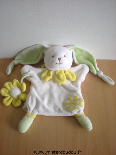 Lapin Blanc vert fleur jaune Doudou et compagnie