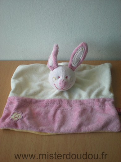 Lapin Ecru rose, dessou orange Tex