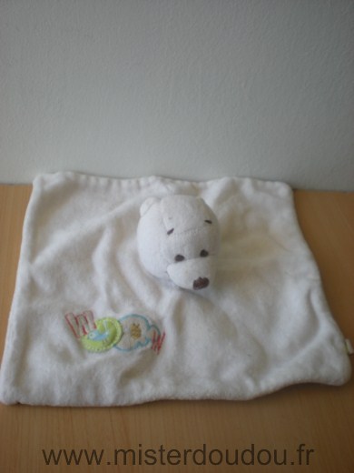 Ours Blanc Disney