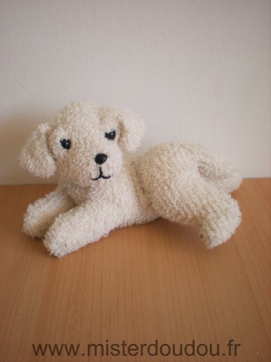 Doudou Chien 0 Tissus eponge blanc billes noires pourles yeux nez noir 