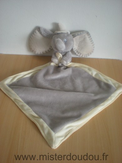 Doudou Eléphant Disney Dumbo gris avec mouchoir velour gris 