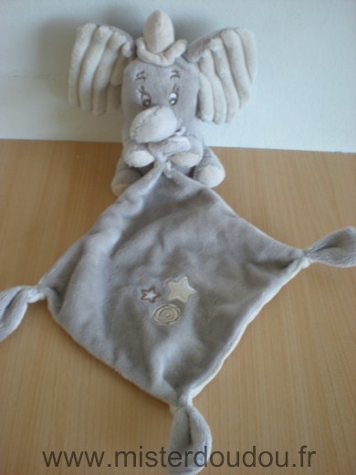 Doudou Eléphant Disney Dumbo gris avec moucohir gris etoiles 