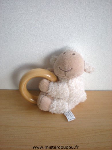 Doudou Mouton Nature et découvertes Ecru beige anneau en bois 