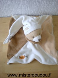 Doudou Ours Baby nat Beige ecru marron brodé baby nat Doudou plat 5 nœuds