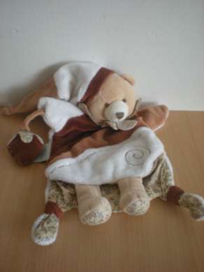 Doudou Ours Doudou et compagnie Marron beige blanc avec gland 