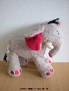 Elephant-Nicotoy-Gris-rouge-Son-ventre-fait-un-bruit-de-papier-froisse