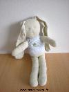 Lapin-Petit-bateau-Vert-clair-tshirt-raye-blanc-bleu-Une-trace-rose-derriere-la-tete