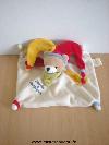 Ours-Doudou-et-compagnie-Arlequion-blanc-bonnet-rouge-jaune