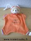 Ours-Doudou-et-compagnie-Orange-bonnet-blanc