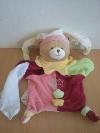 Ours-Doudou-et-compagnie-Rouge-rose-vert-col-jaune-mouchoir-blanc